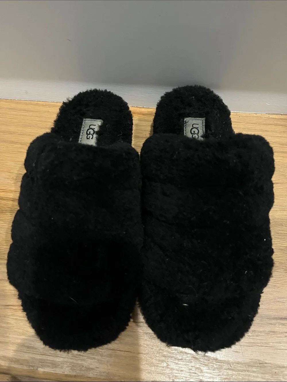 UGG Kids Black Plush Slide Slippers
